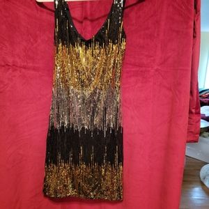 Vintage  ProfileGold/Black/Silver Sequin Mini Cocktail Dress. Size 3/4
